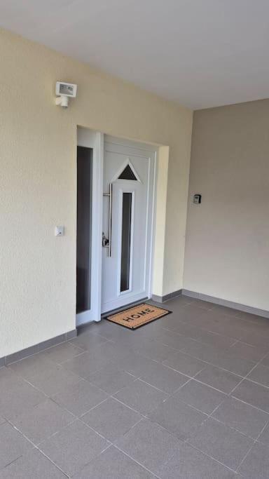 Ferienwohnung Au In Bitburg Exterior foto
